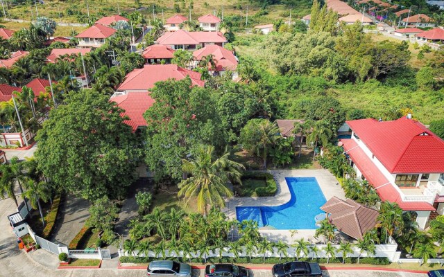 5 BR Pool Villa Close to Beach CV5