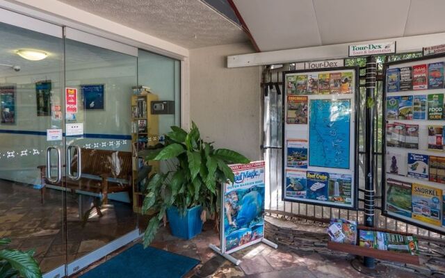 Cairns Holiday Lodge