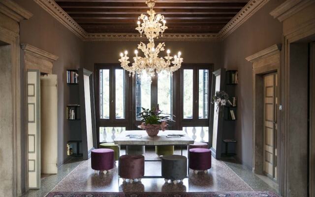 Hotel 5 Colonne
