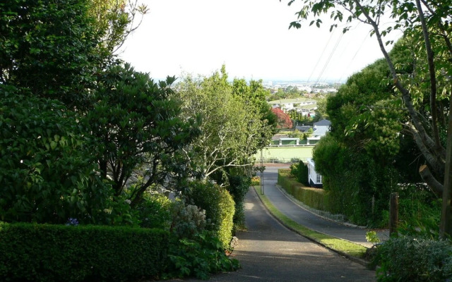 Mount Hobson Apartments