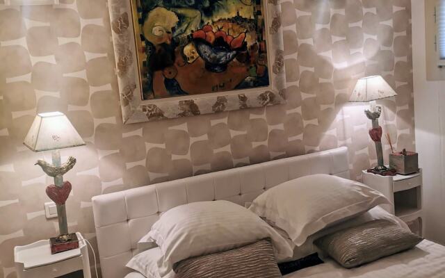 Blue Dream Cannes Guesthouse