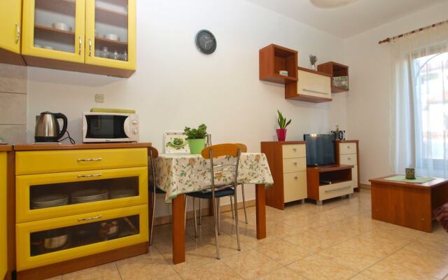 Apartment 397