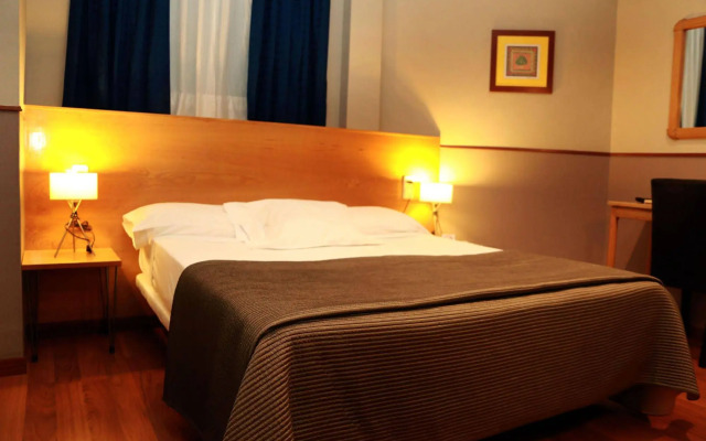 Venecia Plaza Centro Hotel