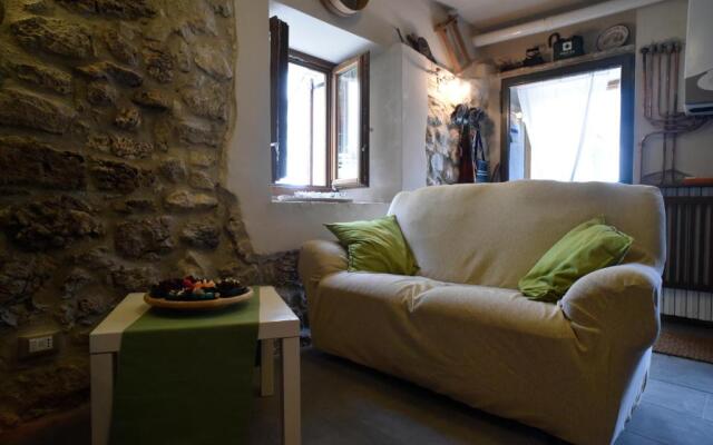 Stone House in Majella Park