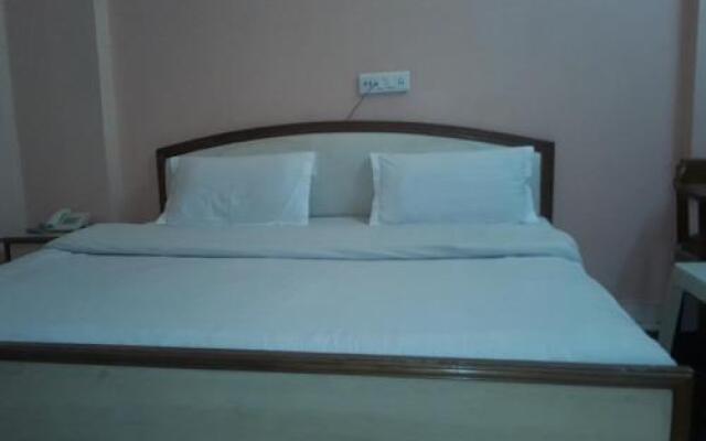 Hotel K C Classic