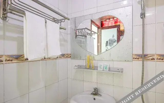 Sanqingshan Xingqiba Express Hotel
