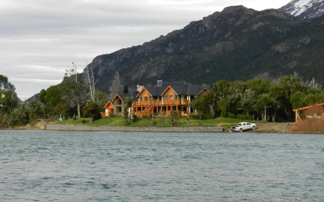 Sendero Lodge