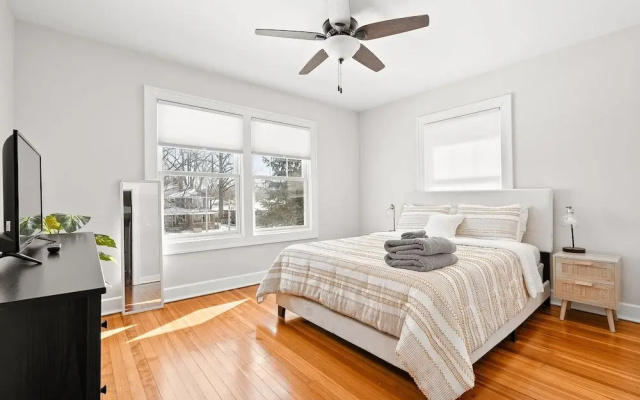 Adorable Broad Ripple Duplex
