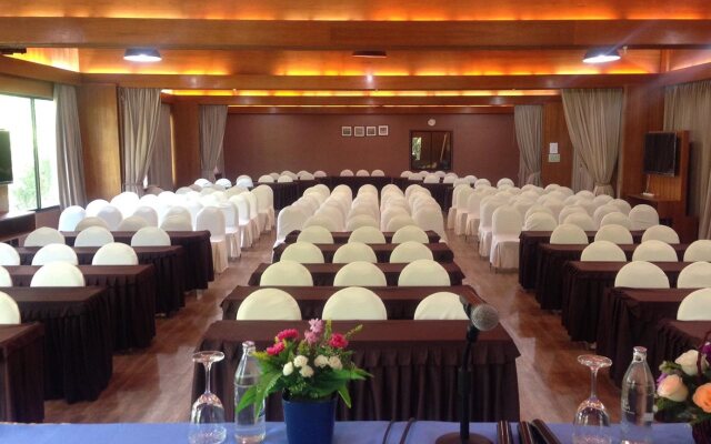 The Grace Amphawa Resort