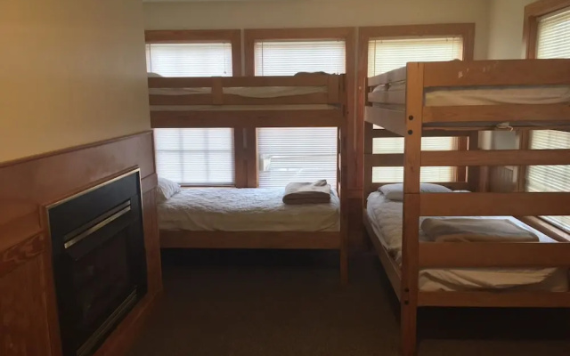 Cherry Blossom 11 - Three Bedroom Chalet