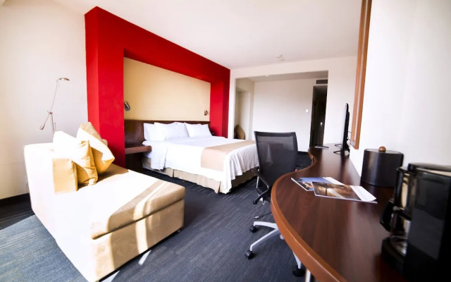 Holiday Inn Express Guadalajara Expo