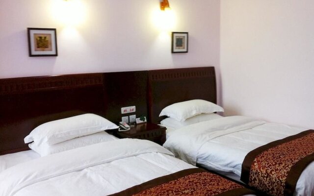 Qianglong Business Hotel - Maoxian