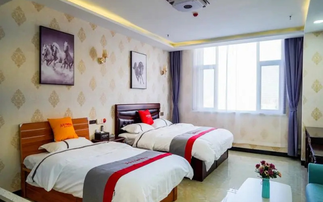 Jun Hotel Shaanxi Shuozhou Huairen Xintiandi Shopping Plaza
