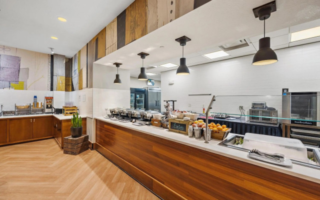 Four Points by Sheraton Jacksonville Baymeadows