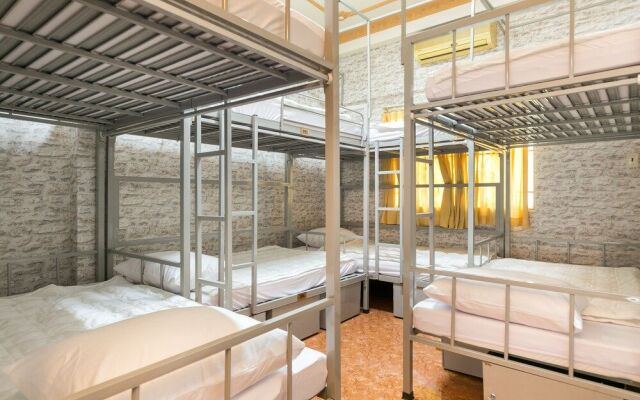 OYO 683 Minh Phuong - Hostel