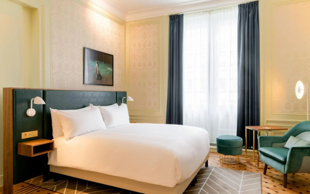 Sapphire House Antwerp, Autograph Collection