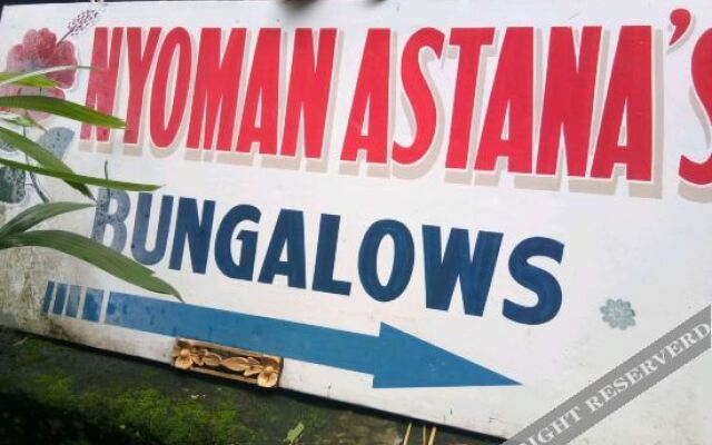 Nyoman Astana bungaloWs