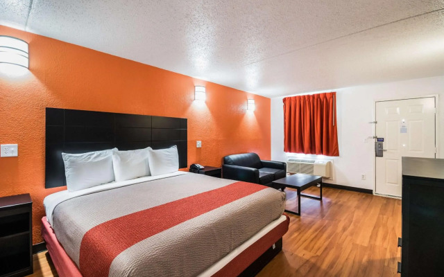 Motel 6 Houston, TX - Brookhollow
