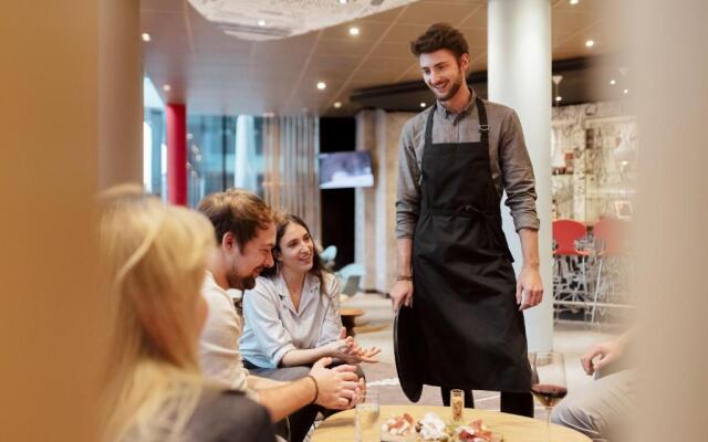 Ibis Marseille Est La Valentine