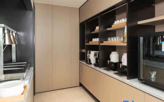 JI Hotel (Zhuji Sanjiao Plaza Branch)