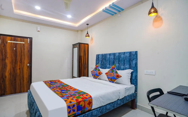 Fabhotel Grand Broholic