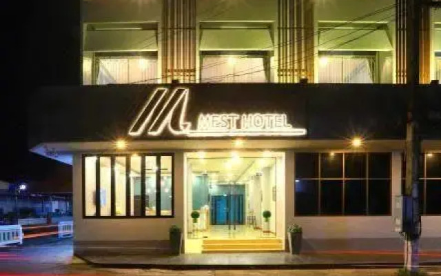 Mest Hotel (SHA Extra Plus)
