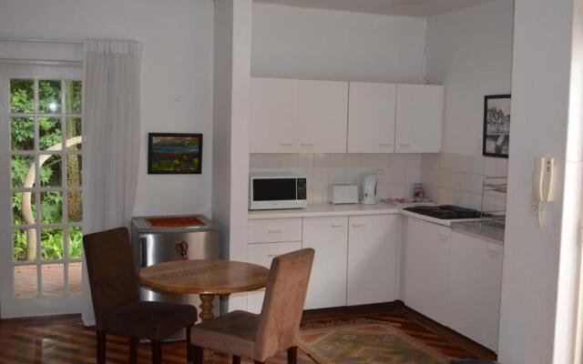 4 Living Guesthouse