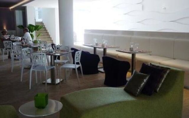 Agua Dorada Beach Hotel by Lidotel