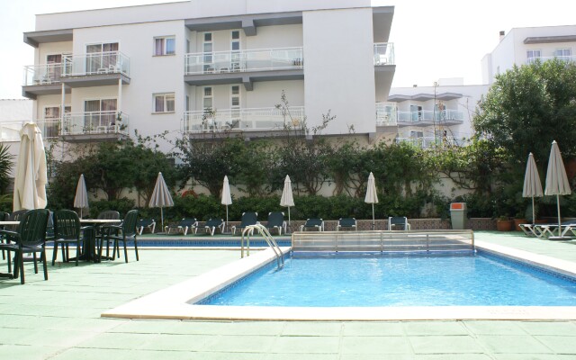 Apartamentos Isla del Sol Aparthotel