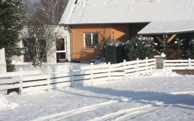 Completely Modernized Gite With Heated Swimming Pool