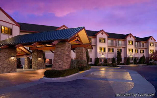 The Lodge at Feather Falls Casino