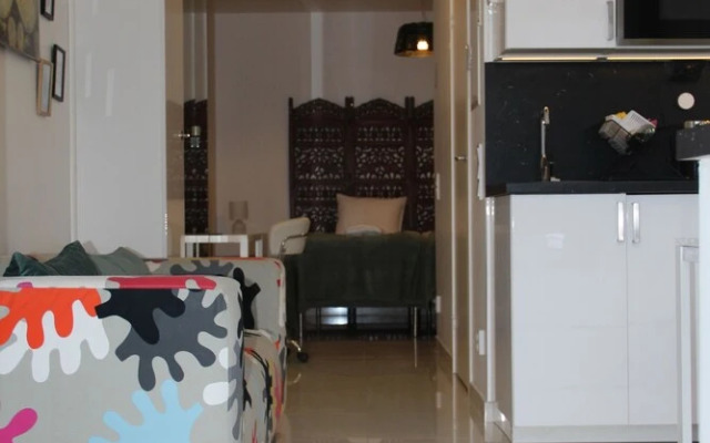Staylong Hotel