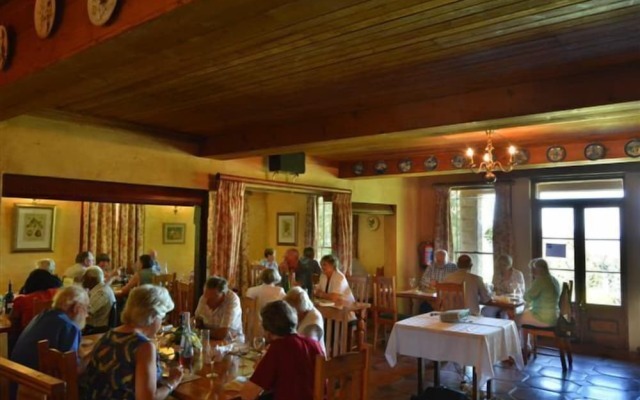 Old Halliwell Country Inn
