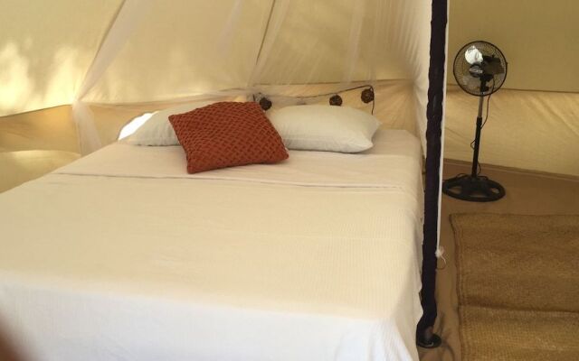 Playa Las Palmas Glamping Tulum