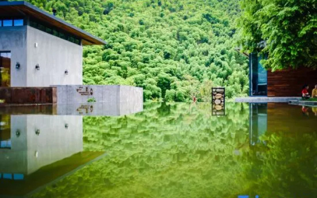 Youran Jiuxi Resort