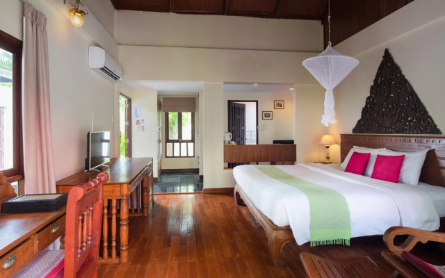 Royal Lanta Resort & Spa