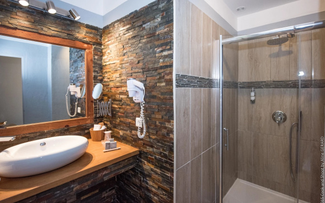 Logis Hotels la Magnanerie, Côté Bistro