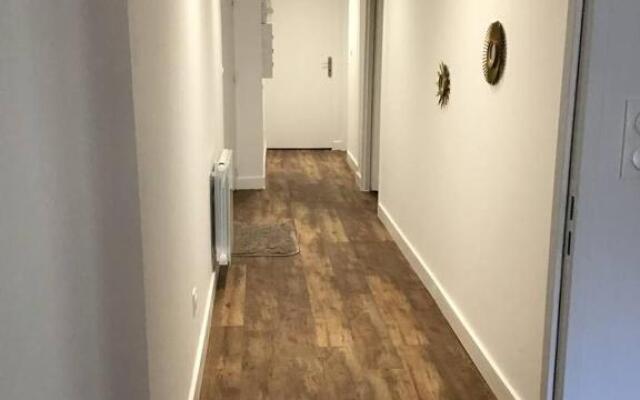 Magnifique T4 avec terrasse à Saint-Nectaire - 8 pers