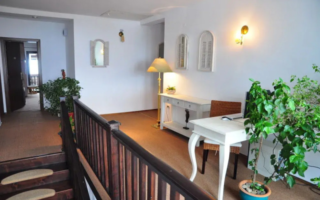 Hilde's Residence