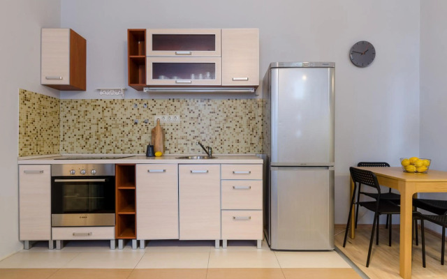 I30 Studio Apartment In Central Location.