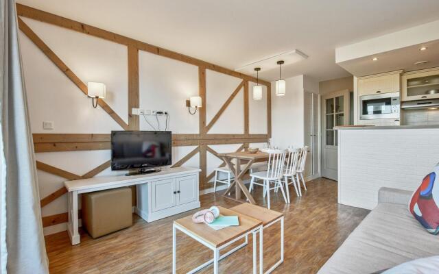 Apartment in Residence & Spa With Common Pool and Sauna, Houlgate