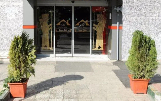 Mina Hotel