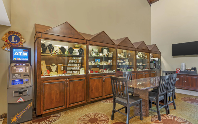 Best Western Plus Dryden Hotel & Conference Centre