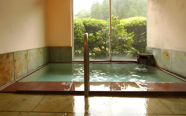 Shinshu Kakeyu Onsen Katsura Ryokan