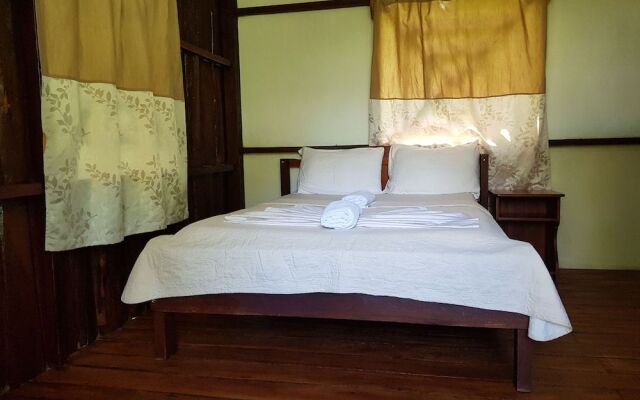 Drake Bay Paradise Lodge