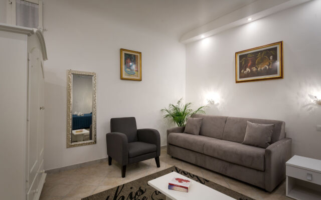 Stella Della Casa Florence