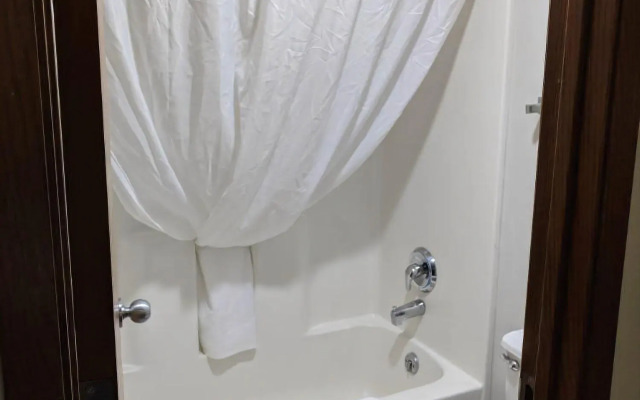 Red Lion Inn & Suites Post Falls