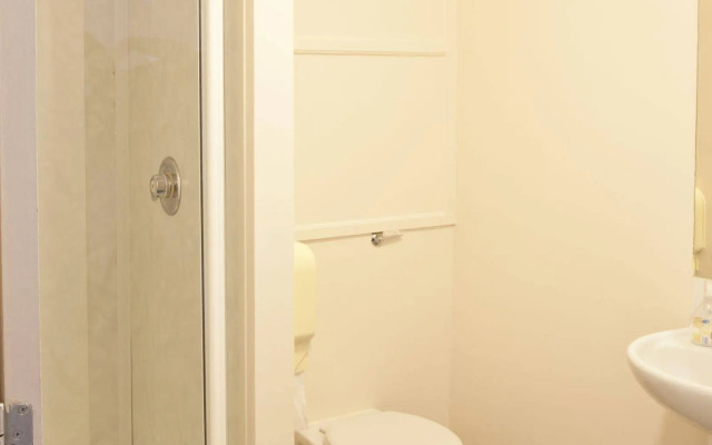 Abrahams Hostel