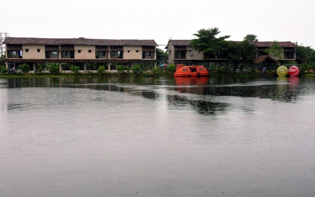The Creek Club