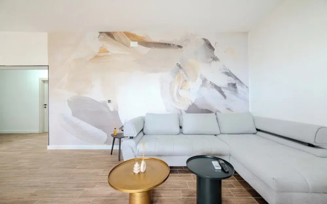 Luxury apartments Marino near beach